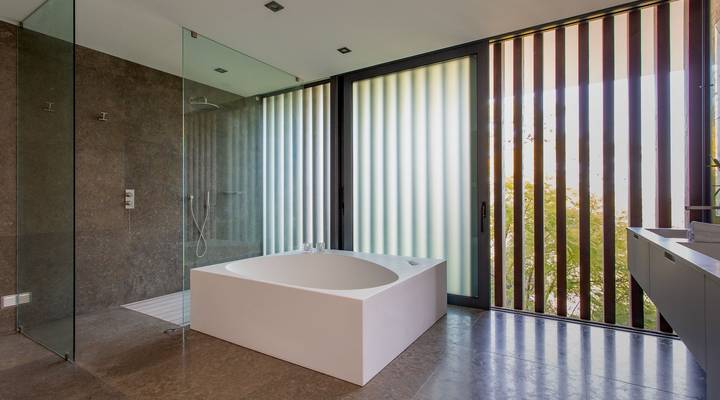 LUXURY MODERN HOME Thumbnail