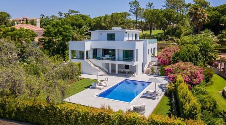 Contemporary Golf Villa Thumbnail