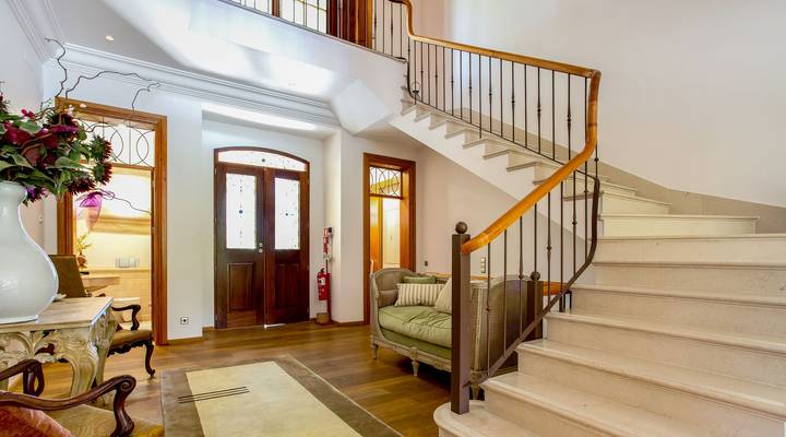 ELEGANT CLASSIC VILLA Thumbnail