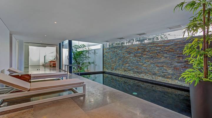 LUXURY MODERN HOME Thumbnail