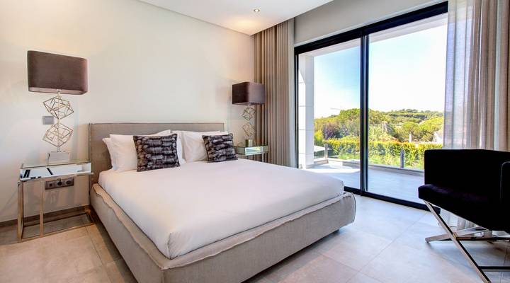 Contemporary Golf Villa Thumbnail