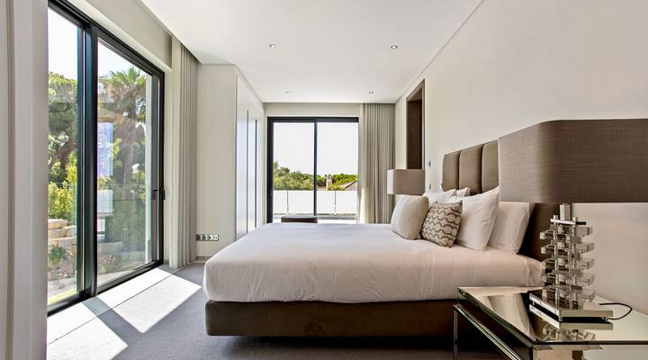 Contemporary Golf Villa Thumbnail