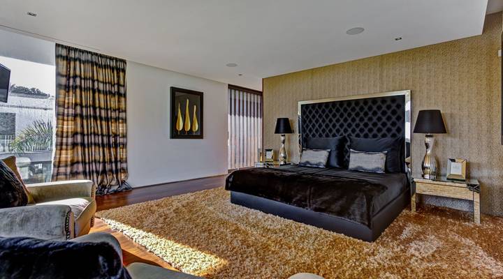 LUXURY MODERN HOME Thumbnail