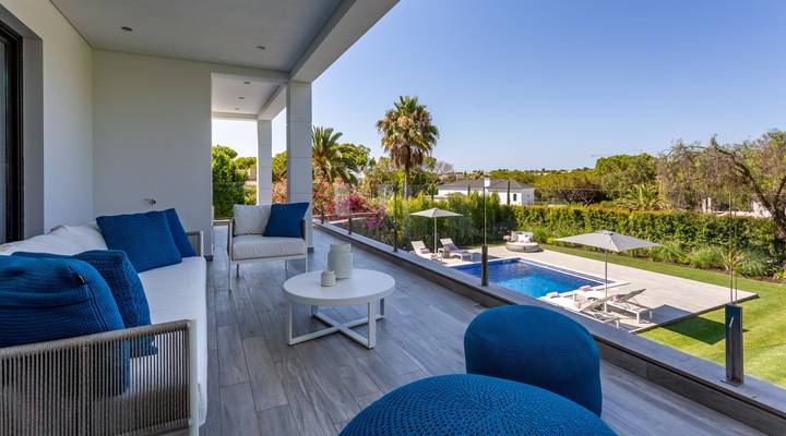 Contemporary Golf Villa Thumbnail
