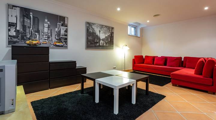 Townhouse with superb golf views Thumbnail