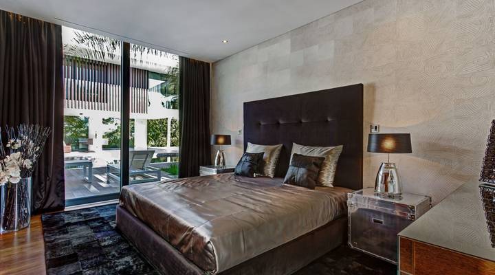 LUXURY MODERN HOME Thumbnail