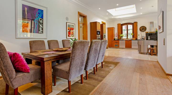 ELEGANT CLASSIC VILLA Thumbnail