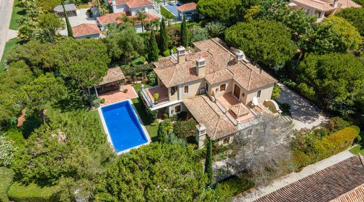 ELEGANT CLASSIC VILLA Thumbnail