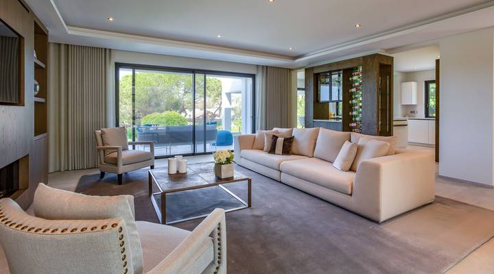 Contemporary Golf Villa Thumbnail